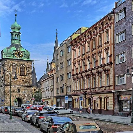 Peter'S Tower Apartments Prága Kültér fotó
