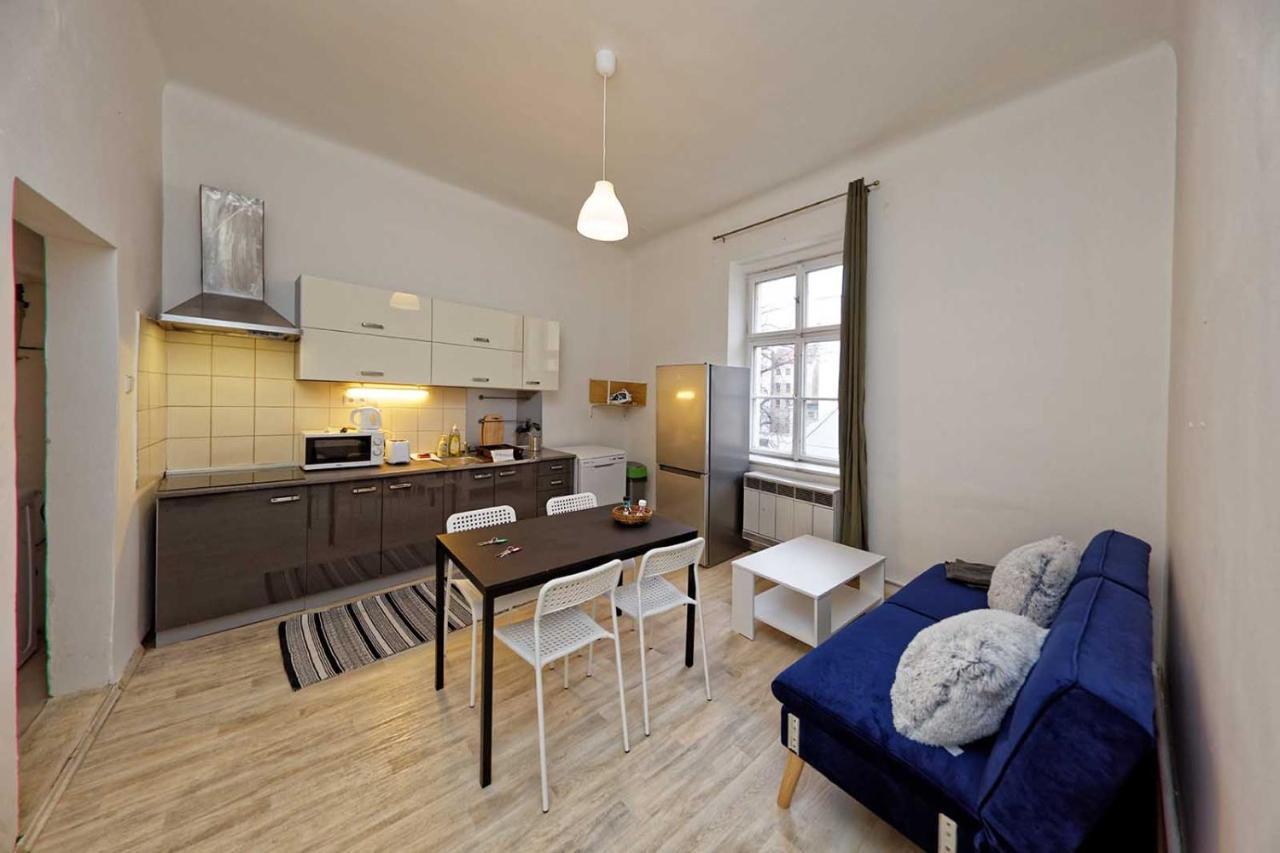 Peter'S Tower Apartments Prága Kültér fotó