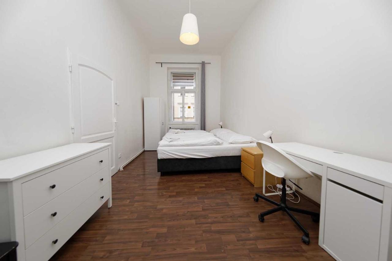 Peter'S Tower Apartments Prága Kültér fotó