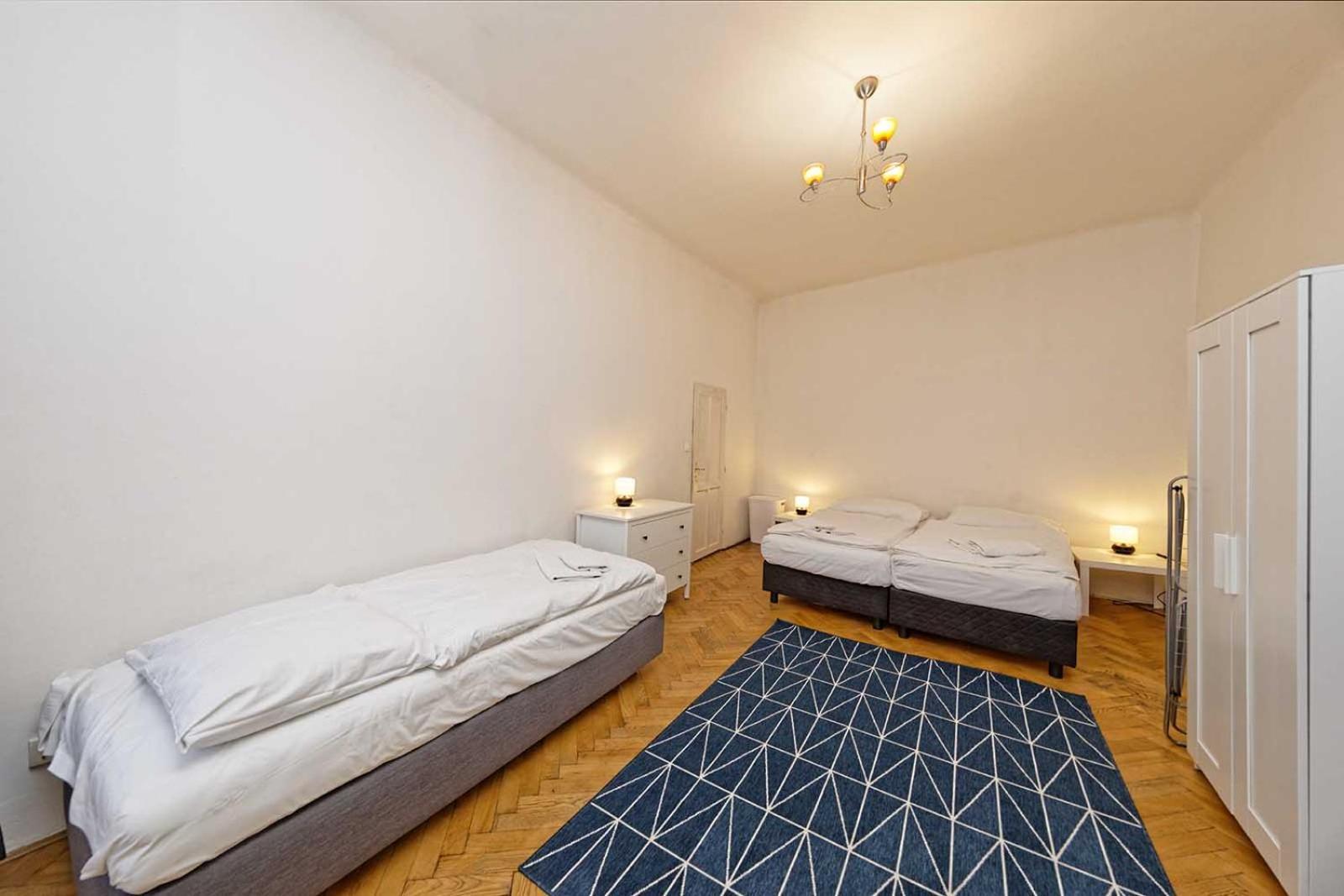 Peter'S Tower Apartments Prága Kültér fotó
